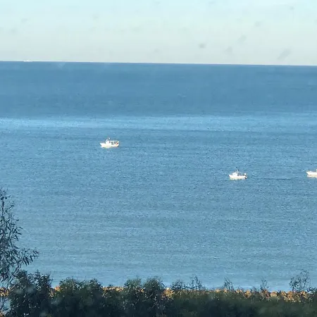 Locazione Turistica Il Tucano Oda ve Kahvaltı 2*